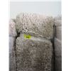 Image 1 : 5' x 7' Beige Shag Area Carpet - Store Return