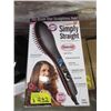 Image 1 : 3 Electric Simply Straight Ceramic Hair Brushes