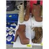 Image 1 : 4 Pairs of Lace Front Boots - Size 36