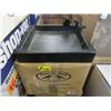 Image 1 : Case of 4 New Terrazzo Square Bird Baths