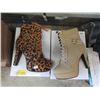 Image 1 : 2 Pairs of Front Lace Boots - Size 42