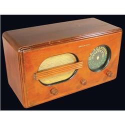 American Bosch Wood Cabinet Radio