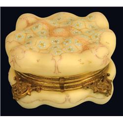 Wave Crest Small Dresser Box