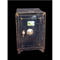Small Safe with Mountain Motif