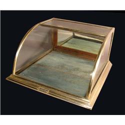 Curved Glass Nickel Showcase