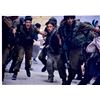 Image 1 : Brad Pitt Autograph Signed World War Z Photo