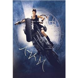 Tomb Raider Angelina Jolie Signed Photo