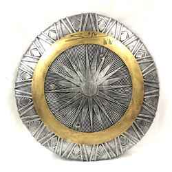 Wonder Woman Gal Gadot Signd Shield