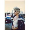 Image 1 : Pink Signed Photo