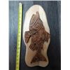 Image 4 : 273 -Native Motif carving of a salmon