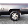 Image 10 : G4 --  1993 CHEVROLET GMT-400 K1500 4X4 , Black , 398736  KM's