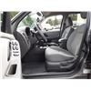 Image 27 : L2 --  2005 FORD ESCAPE XLT , Grey , 165514  KM's