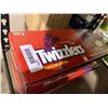 Image 2 : Twizzlers Wildberry Twizzelators Licorice Candy (957g) Lot of 2