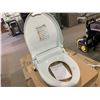 Image 2 : Clean Touch Bidet Toilet Seat