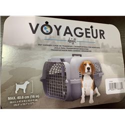 Voyageur Pet Carrier (26.9" x 18.7" x 17")