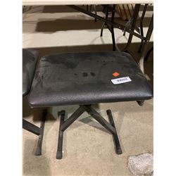 Piano Keyboard Bench