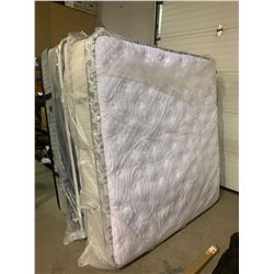DELUXE KING SIZE FLOOR MODEL EURO TOP MATTRESS, EXTRA THICK DEISGN, RETAILS AT $2400 - IN WRAP, AS N