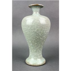 Chinese Celadon Crackle Porcelain Vase