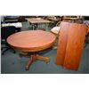 Image 1 : Antique Canadian center pedestal oak 45" in diameter and two 14 1/2" leaves, note table top has been