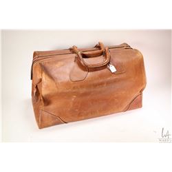 Vintage leather travel bag made Hugh Carson, Ottawa, Canada