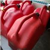 Image 2 : 6 jerry cans 20+ liters