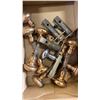 Image 2 : LOT OF METAL DOORKNOBS