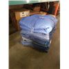 Image 1 : BUNDLE OF MOVING BLANKETS