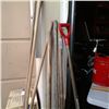 Image 3 : Bundle of rakes, shovels and brooms