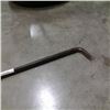 Image 2 : 4 foot long wrecking bar