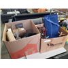 Image 1 : 2 boxes of estate goods