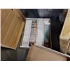 Image 2 : 3 BOXES OF SPORTS CARDS