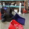 Image 4 : GARANT SNOW SHOVEL AND SLED