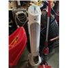 Image 2 : DIRT DEVIL EXPRESS VACUUM AND HONEYWELL QUIET SET FLOOR FAN