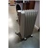 Image 2 : DELONGHI OIL HEATER
