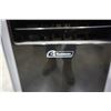 Image 2 : Garrison 9,000 BTU air conditioner with remote working