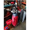 Image 1 : RED BLUE GOLF BAG WITH CLUBS