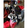 Image 2 : RED BLUE GOLF BAG WITH CLUBS