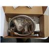 Image 2 : GLACIER BAY TUB SHOWER FAUCET AND MOEN TRIM KIT