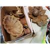 Image 4 : LOT OF WOOD CARVINGS, TOBACCO TINS