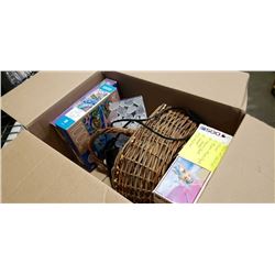 BOX OF VARIOUS ITEMS - MOOD LIGHT, BASKETS, PUZZLES, ETC