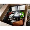 Image 2 : 2 FOOD PROCESSORS, ASSORTED POTS AND KITCHEN ITEMS