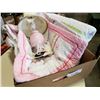 Image 4 : PINK KIDS BEDDING AND TABLE LAMP