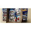 Image 3 : 14 packaged hot wheels