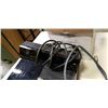 Image 3 : Xbox one console with kinect