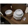 Image 1 : 24 PIECES CORELLE DISHES