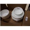 Image 3 : 24 PIECES CORELLE DISHES
