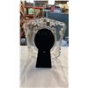 Image 10 : 2 new mikasa solid glass picture frames