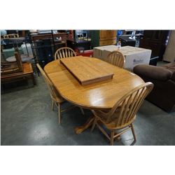 OAK DINING TABLE WITH 2 LEAFS AND 4 CHAIRS