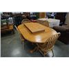Image 1 : OAK DINING TABLE WITH 2 LEAFS AND 4 CHAIRS