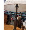 Image 3 : Modern table lamp